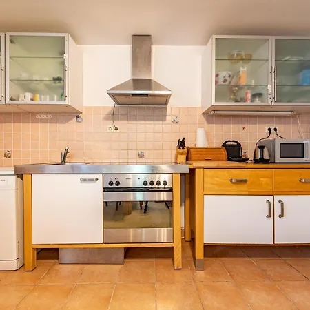 1 Bedroom Stunning Apartment In Zadar